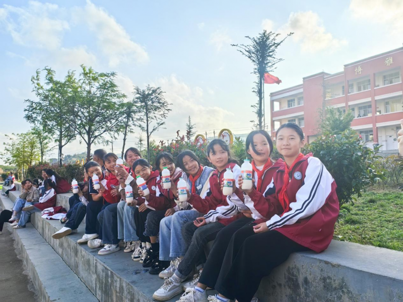真情传递温暖，爱心点亮希望|美狮贵宾会会员登录网址“抗旱保教”捐赠活动圆满完成
